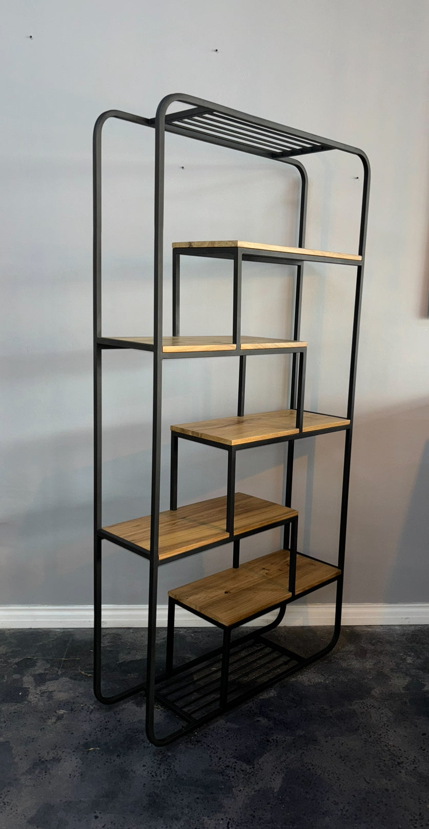 Manaka Bookshelf